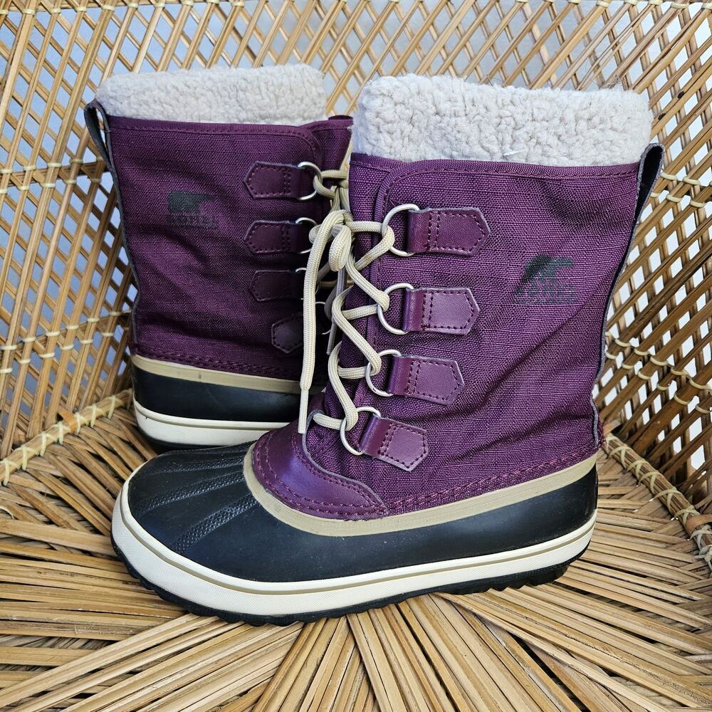 Sorel Carnival Lined Winter‎ Boots Women's 7 Plum Purple Black Snow